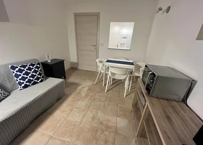 Casa Blu - Scandinavian Design In ססטריארה